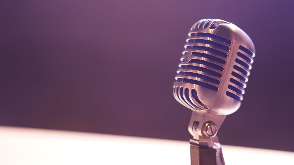 Hottest Podcast Topics: 7 Top Trends to Help Grow Your Podcast in 2023