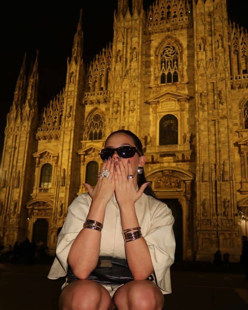 How Emma Topp Balances Corporate Career And Creator Life, Defying The All-Or-Nothing Path