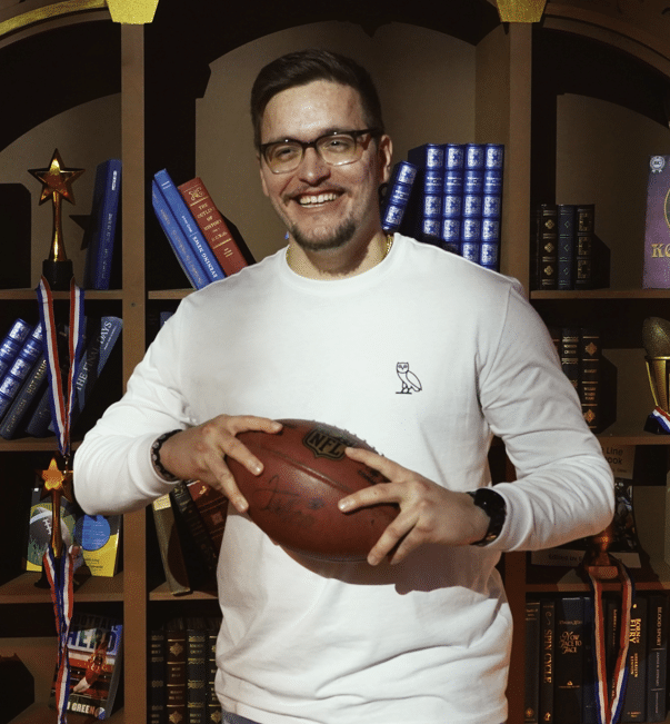 The CRM Debate: How 24 Creator Economy Experts Build and Maintain Their Influencer Pipelines