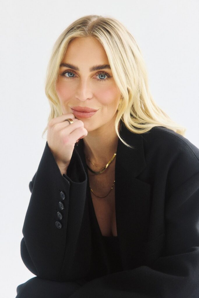 How Manufacturers Can Win Large Cultural Moments Like The Tremendous Bowl With Creators: 48 Specialists Weigh In 44 How Brands Can Win Big Cultural Moments Like The Super Bowl With Creators: 48 Experts Weigh In